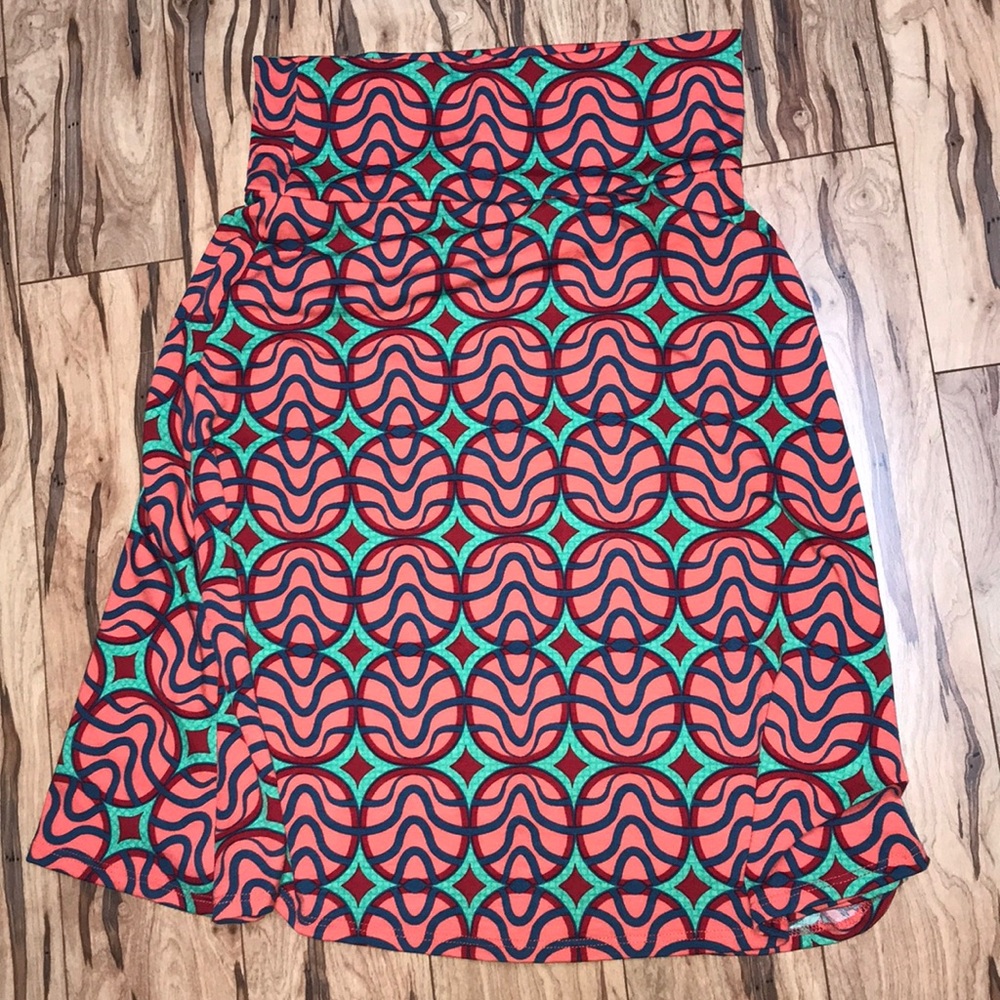 Lularoe skirt sz medium